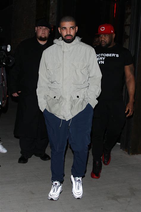 Drake’s Best Style Moments: Red Carpets, Street Style & More – Footwear News