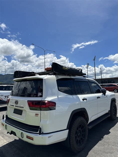 TOYOTA 105 SERIES LANDCRUISER BUILD - Top End Offroad Centre Cairns