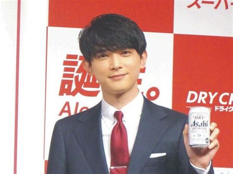 吉沢亮、念願だったお酒のcmに「最高ですね。染みますね」 新しくチャレンジしたいことも明かす：中日スポーツ・東京中日スポーツ