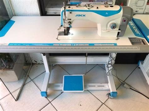 Jack Industrial Sewing Machine in Delhi - Deepak Sewing Machine Co.