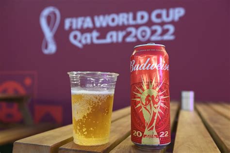 Catar prohíbe la cerveza en los estadios