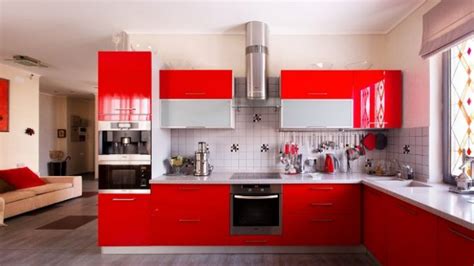 Give Your Kitchen A Make-Over: Inspirational Red Kitchen Design Ideas