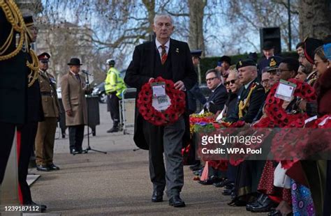 Lindsay Hoyle Photos and Premium High Res Pictures - Getty Images