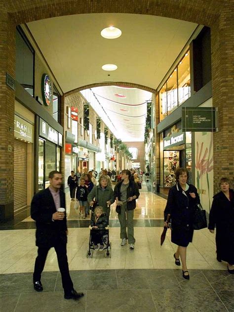 In Pictures Queen Opens New Touchwood Shopping Centre In Solihull