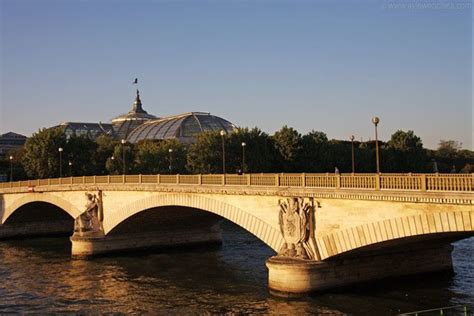 Pont Paris Paris Pictures Paris Travel Garden Bridge Photo