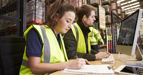 Rhein Kreis Neuss Tag der Logistik am 20 April Jugendliche können