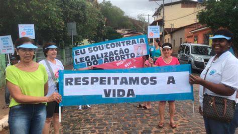 Pastoral Familiar de São Pedro dos Ferros realiza passeata pela vida