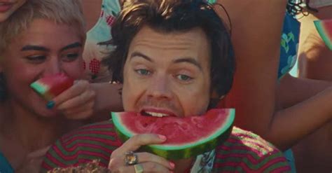 Choose Your Fave Fruit For Every Color Of The Rainbow And I'll Reveal ...