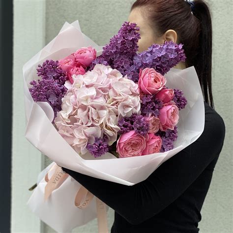 Frida Fleurs - Букет с сиренью