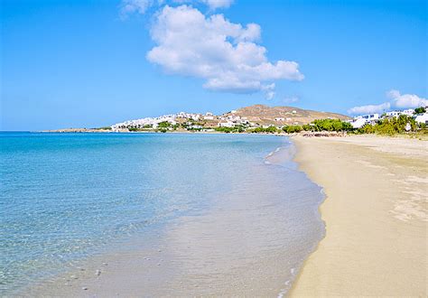 Agios Sostis beach in Tinos.