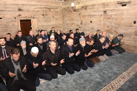 Restore Edilen Asırlık Camide İlk Namaz Kılındı Son Dakika