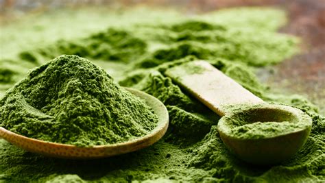 What Are Supergreens? 6 Surprising Health Benefits – L'Evate You
