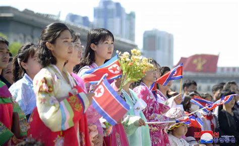 Lucida celebración del de mayo en RPDC Fotos Noticias Prensa Latina