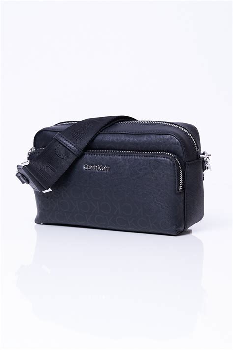 Torebka Czarna Listonoszka MUST CAMERA BAG CALVIN KLEIN Butik Online