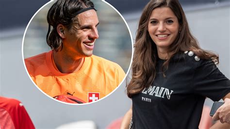 Yann Sommer Seine Frau Alina Sommer Spricht übre Den Nati Goalie Blick