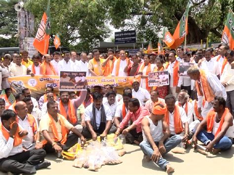 Bjp Protests Against Congress Government Over Release Of Cauvery Water