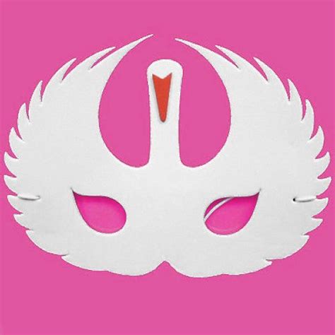 White Swan Foam Face Mask | Children's Masks | Totally Toytastic