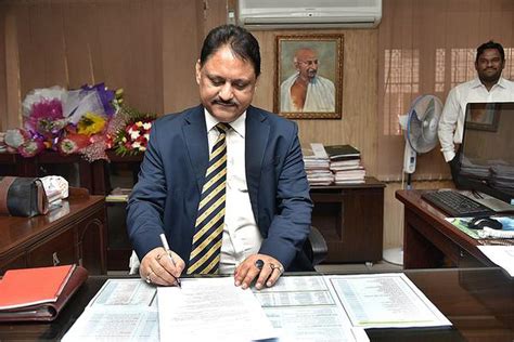 S.P. Singh is new Chief Secretary of Telangana - The Hindu