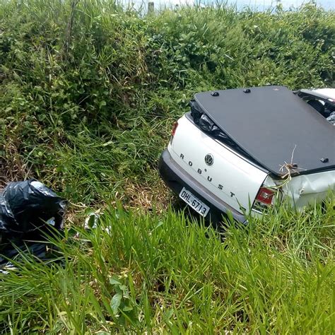 Livramento em Rolim de Moura Família em moto escapa da morte após