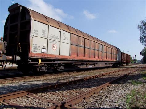 Gattung H Gedeckter G Terwagen Der Sonderbauart Fotos Bahnbilder De