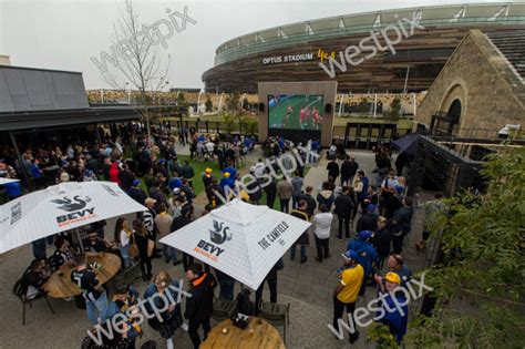 West Coast Eagles Vs Collingwood Magpies In Westpix