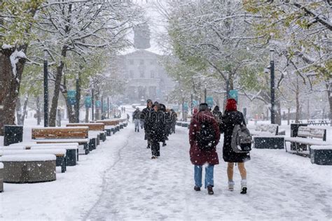 Montreal First Snowfall Of The Season Editorial Stock Image Image Of