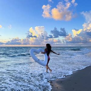 Hot Girls Summer Playlist By Emily Spotify