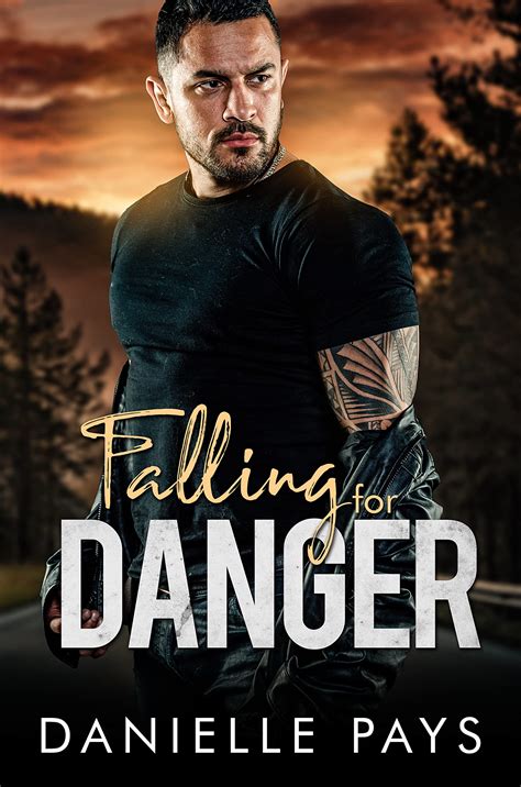 Falling for Danger (Reed Hawthorne Security #2.5) by Danielle Pays