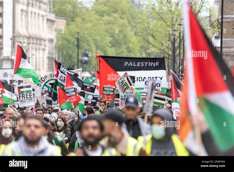 Palestinian National Flags Hi Res Stock Photography And Images Alamy