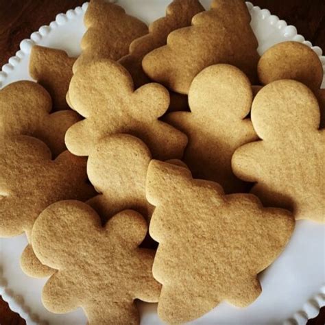 The Most Perfectly Spiced, Undeniable Gingerbread Cookie Recipe - Your ...