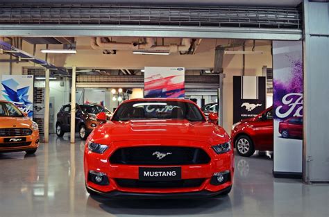 Ford Mustang Test Drive Review with Video, Images, Price in India