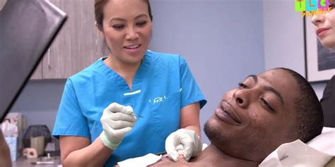 Dr Pimple Popper 10 Behind The Scenes Secrets About The Show