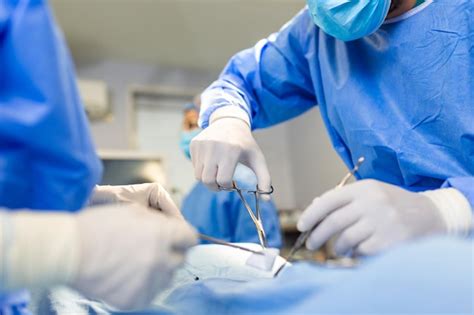 Premium Photo Team Of Professional Doctors Performing Operation In