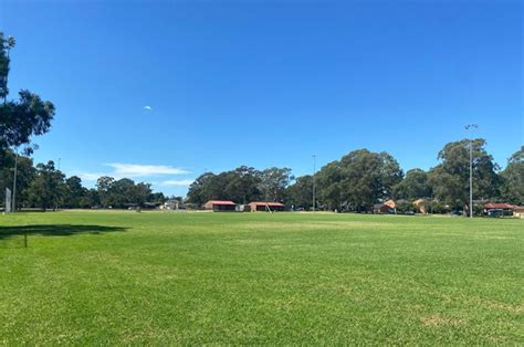 Macquarie Fields Park - Boobobutt