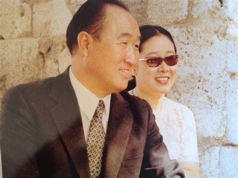 Reverend Dr Sun Myung Moon Mrs Hak Ja Han Moon Tribute Youtube