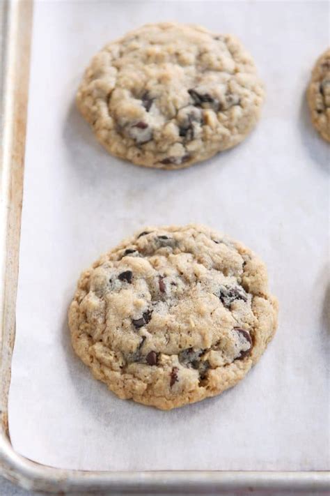 Oatmeal Chocolate Chip Cookies Recipe Mels Kitchen Cafe