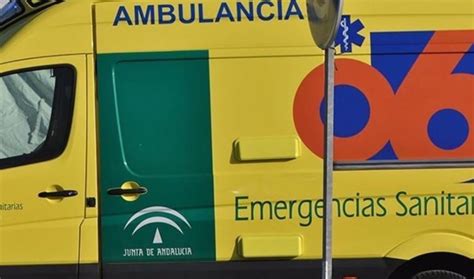 Fallece un hombre al ser arrollado por un camión cuando cambiaba la