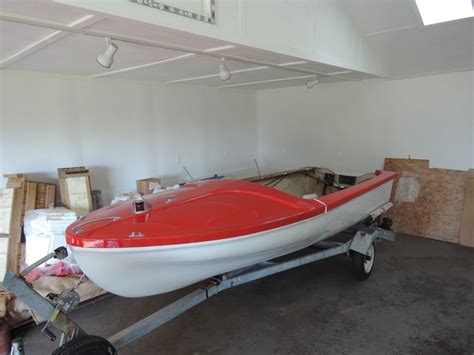 Sea Scouts Ship 23 Project Boat is a '57 Fiberglass Runabout - ACBS ...