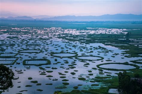 Loktak Lake, Bishnupur | When to Visit, Images & Videos, Guide