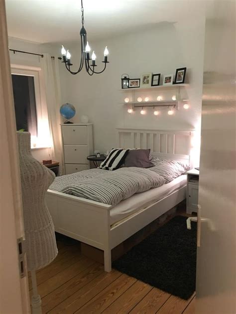 H Bsches Wg Zimmer Mit Hellen M Beln In Hamburg Flatshare Zimmer