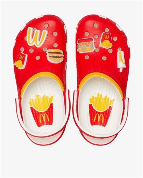 As Es La Vibrante Colaboraci N De Mcdonalds X Crocs La Sandalia