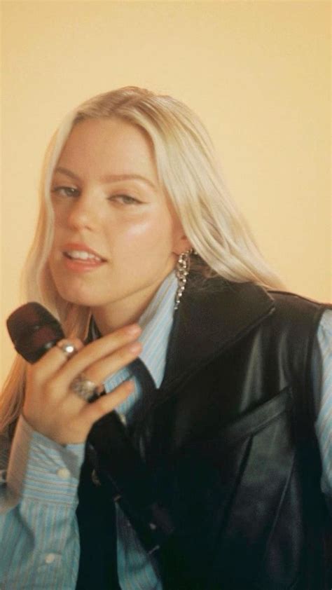 Renee Rapp Renee Blonde Wife Celebrity Crush