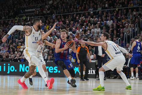 El Barça espanta la crisi amb un gran triomf contra el Reial Madrid a l