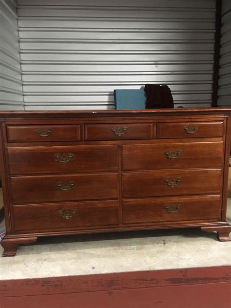 Cherry Wood Dresser w/Mirrow for Sale in Austin, TX - OfferUp