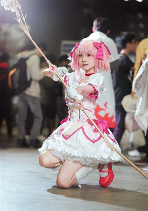 Madoka Kaname cosplay (Madoka Magica) | Áo nữ, Dép