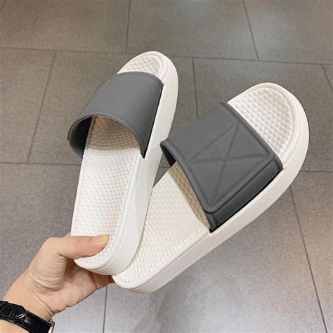 Mua Dép Quai Ngang Nam Nữ Unisex Basic Cao Su Dẻo 3 Màu Hàn Quốc Hot trend 2020 giá rẻ nhất