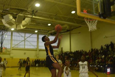 Carver Celebrates Homecoming, Triumphs in Doubleheader – Carver ...