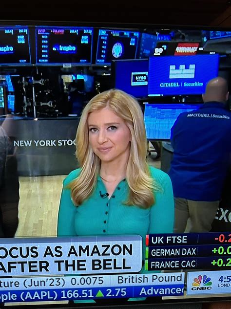 Sara Eisen - CNBC : r/hot_reporters