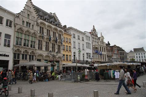 Grote Markt In Mechelen Belgi Reizen Reistips