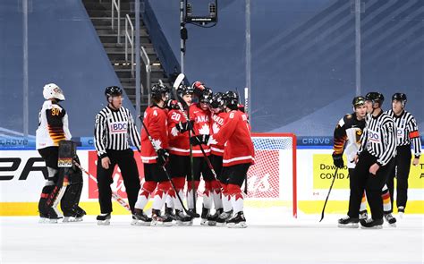 WJC Roundup: Canada Nearly Breaks Team Record, USA, Sweden Win Big - The Hockey News